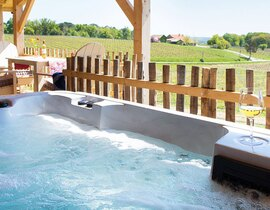 Nuit en Cabane avec Spa Privatif à Monbazillac