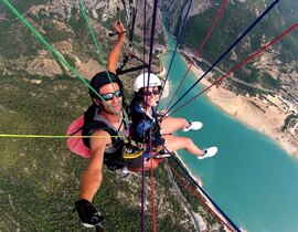 Baptême en Parapente - Survol du Lac de Sainte Croix Baptême en Parapente - Survol du Lac de Sainte Croix