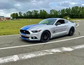 Stage Enfant en Ford Mustang à Magny-Cours
