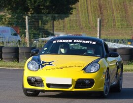 Stage de Pilotage Enfant en Porsche à Magny-Cours Stage de Pilotage Enfant en Porsche à Magny-Cours