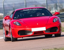 Stage Enfant en Ferrari F430 - Circuit de Trappes  Stage Enfant en Ferrari F430 - Circuit de Trappes