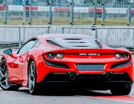 Baptême en Ferrari F8 Tributo - Circuit de Mettet Baptême en Ferrari F8 Tributo - Circuit de Mettet