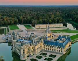 Baptême en Hélicoptère à Chantilly Baptême en Hélicoptère à Chantilly