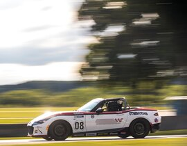 Stage de Pilotage en Mazda MX-5 Cup - Circuit de Chambley Stage de Pilotage en Mazda MX-5 Cup - Circuit de Chambley