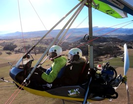 Baptême en ULM Pendulaire - Survol de la Chaîne des Puys Baptême en ULM Pendulaire - Survol de la Chaîne des Puys