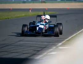 Baptême en Formule Renault - Circuit de l'Ouest Parisien à Dreux Baptême en Formule Renault - Circuit de l'Ouest Parisien à Dreux