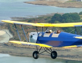 Baptême de l'air en ULM Biplan à Morlaix Baptême de l'air en ULM Biplan à Morlaix