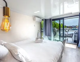 Nuit Insolite en House Boat près de Strasbourg Nuit Insolite en House Boat près de Strasbourg