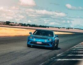 Stage en Alpine A110 R - Circuit de Pouilly-en-Auxois Stage en Alpine A110 R - Circuit de Pouilly-en-Auxois
