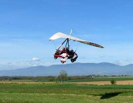 Baptême en ULM Pendulaire à Vienne Baptême en ULM Pendulaire à Vienne