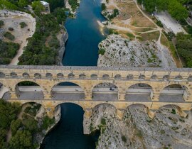 Baptême en Hélicoptère - Survol du Pont du Gard