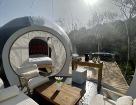 Nuit en Bulle avec Spa Privatif à Nîmes Nuit en Bulle avec Spa Privatif à Nîmes