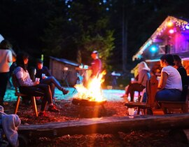 Balade nocturne en forêt près d'Annecy Balade nocturne en forêt près d'Annecy