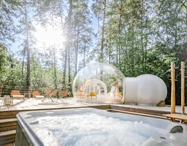 Nuit en Bulle avec Jacuzzi Privatif près de Bordeaux