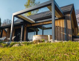 Lodge avec Spa Privatif dans le Parc des Volcans D'Auvergne Lodge avec Spa Privatif dans le Parc des Volcans D'Auvergne