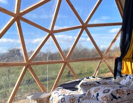 Nuit en Dôme près de Sancerre Nuit en Dôme près de Sancerre