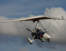 Baptême en ULM Pendulaire à Maillen Baptême en ULM Pendulaire à Maillen