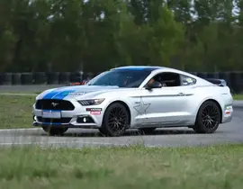 Stage Enfant en Ford Mustang - Circuit de Haute Saintonge
