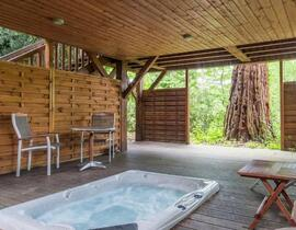 Cabane sur Pilotis avec Spa Privatif à Amboise Cabane sur Pilotis avec Spa Privatif à Amboise