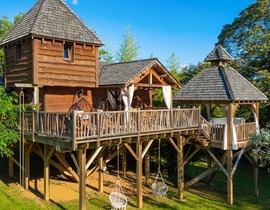 Nuit en Cabane sur Pilotis avec Spa près de Sarlat