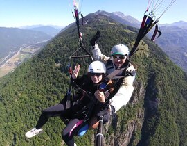Baptême en Parapente près d'Albertville Baptême en Parapente près d'Albertville