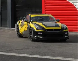 Stage Enfant en Nissan GTR près d'Orléans