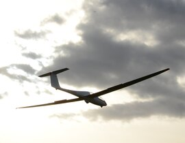 Baptême de l'air en Planeur près de Grenoble Baptême de l'air en Planeur près de Grenoble