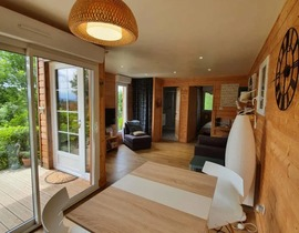 Nuit en Chalet avec Jacuzzi aux Écolodges Bien-Hêtre près de Pau Nuit en Chalet avec Jacuzzi aux Écolodges Bien-Hêtre près de Pau