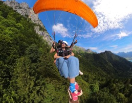 Baptême en Parapente - Massif des Aravis et des Bauges Baptême en Parapente - Massif des Aravis et des Bauges