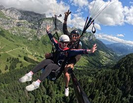 Baptême en Parapente à Semnoz Baptême en Parapente à Semnoz