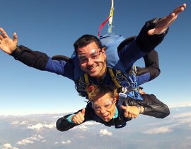 Saut en Parachute à Fayence dans le Var