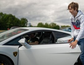 Stage Enfant en Lamborghini Gallardo près de Montpellier Stage Enfant en Lamborghini Gallardo près de Montpellier