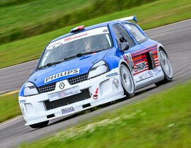Baptême en Clio V6 Trophy - Circuit de Mirecourt Baptême en Clio V6 Trophy - Circuit de Mirecourt