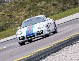 Baptême en Porsche Cayman S - Circuit de Mirecourt Baptême en Porsche Cayman S - Circuit de Mirecourt