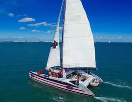 Balade en Catamaran - Lorient et Ile de Groix