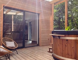 Nuit en Lodge avec Bain Nordique à Épinal