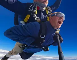 Saut en Parachute Tandem près de Châteauroux