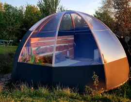 Nuit en Bulle avec Spa à Auriac-sur-Vendinelle Nuit en Bulle avec Spa à Auriac-sur-Vendinelle