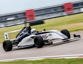 Stage en Formule 4 - Circuit de Pont l'Évêque