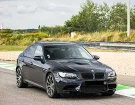 Baptême en BMW M3 - Circuit d'Issoire Baptême en BMW M3 - Circuit d'Issoire