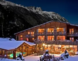 Spa et Massage à l'Hôtel Le Jeu de Paume 4* à Chamonix Mont-Blanc Spa et Massage à l'Hôtel Le Jeu de Paume 4* à Chamonix Mont-Blanc