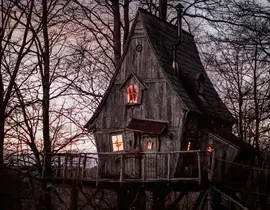 Cabane dans les Arbres à Sexcles