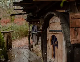 Nuit en Cabane de Hobbit à Sexcles Nuit en Cabane de Hobbit à Sexcles