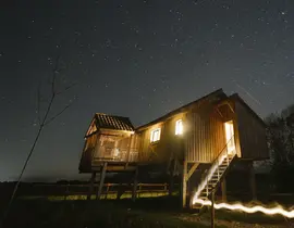 Cabane sur Pilotis avec Bain Nordique à Bernadets-Dessus