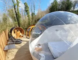 Nuit en Bulle avec Jacuzzi et Sauna Privatifs à Bonnemaison Nuit en Bulle avec Jacuzzi et Sauna Privatifs à Bonnemaison