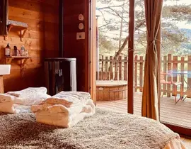 Cabane dans les Arbres avec Bain Nordique à La Thuile Cabane dans les Arbres avec Bain Nordique à La Thuile