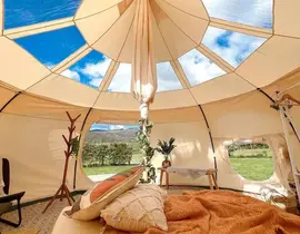 Nuit en Bulle Lotus à L'Isle-sur-La-Sorgue Nuit en Bulle Lotus à L'Isle-sur-La-Sorgue