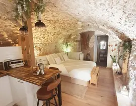 Week-end Spa Insolite en maison Troglodyte à Biot