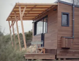 Nuit en Tiny House avec Jacuzzi Privatif à Saint-Remèze