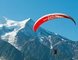 Baptême en Parapente face au Mont Blanc Baptême en Parapente face au Mont Blanc